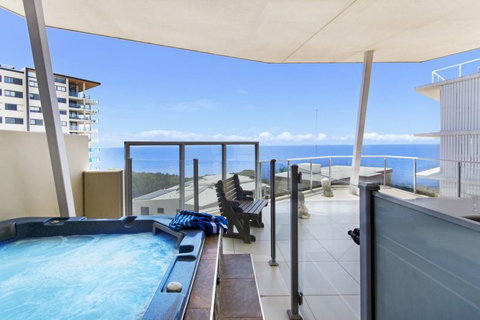 Redvue Luxury Apartments - Hotel Accommodation 1