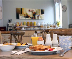 Manor Apartment Hotel - Hotel Accommodation 3