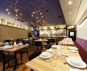 Alpha Mosaic Hotel Brisbane - Hotel Accommodation 0