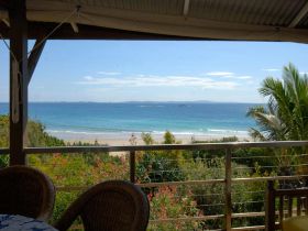 Claytons On Cylinder Beach Front Apartments - Hotel Accommodation 0