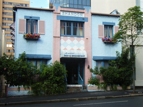 Annie's Shandon Inn - Hotel Accommodation 0