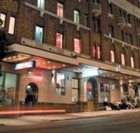 Base Brisbane Embassy - Hotel Accommodation