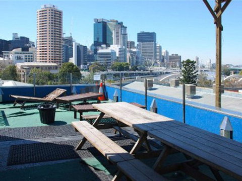 Cloud 9 Backpackers Resort - Hotel Accommodation 0