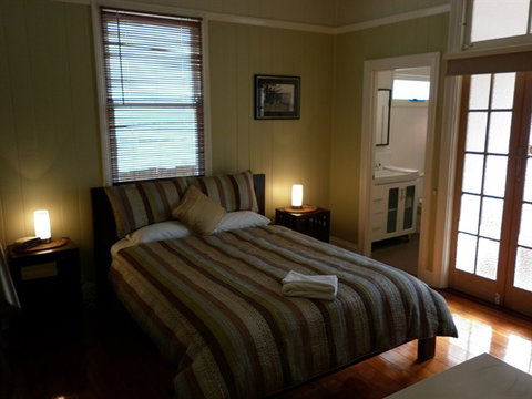 Kirkland House - Hotel Accommodation 0