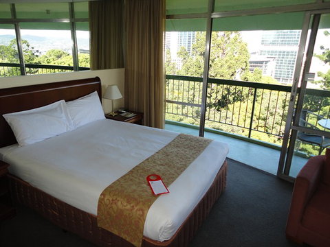 Metro Hotel Tower Mill - Hotel Accommodation 0