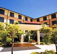 Travelodge Hotel Garden City Brisbane - Hotel Accommodation