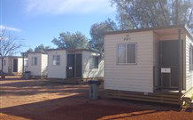Lightning Ridge Tourist Park - Hotel Accommodation 0