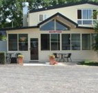 Poplar Caravan Park and Harrys Snack Shack - Hotel Accommodation
