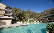 Ramada Resort Flynns Beach - Hotel Accommodation 1