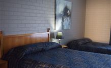 Canowindra Riverview Motel - Hotel Accommodation 2