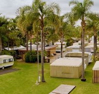 Blue Bay Caravan and Camping Tourist Park - Hotel Accommodation
