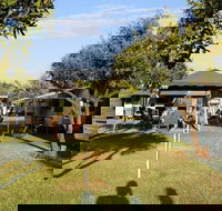 Kismet Riverside Lodge - Hotel Accommodation