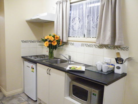 Hamilton Caravan Park - Hotel Accommodation 4