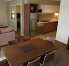 Quest Singleton - Hotel Accommodation