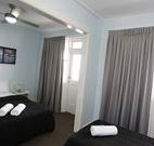 The Lakes Hotel - The Entrance - Hotel Accommodation