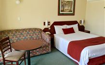 Town Square Motel - Orange - Hotel Accommodation 0
