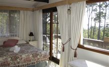 Chalet Swisse Spa Retreat - - Hotel Accommodation 3