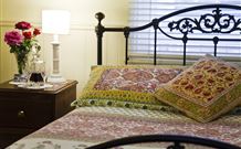 Newcastle's Bed & Breakfast - Hotel Accommodation 2