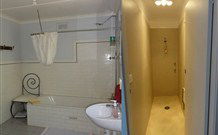 Patchwork Inn B & B - Hotel Accommodation 0