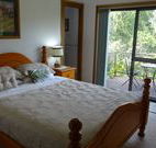 Peaceful Palms Bed and Breakfast - - Hotel Accommodation