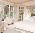The Old School Country Retreat - - Hotel Accommodation