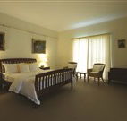 Yarrahapinni Homestead - Hotel Accommodation