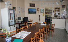 The Entrance Backpackers - Hotel Accommodation 1