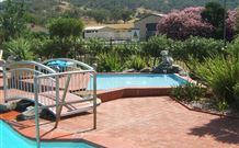 Auto Cabins And Motel - Hotel Accommodation 3