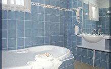 Wombaroo - Hotel Accommodation 1