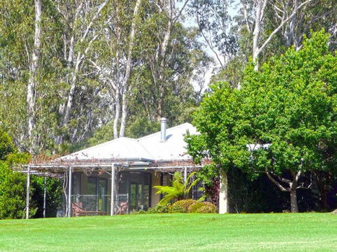 Nundoobah Retreat - Hotel Accommodation 2