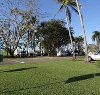 Ingham Tourist Park formerly Palm Tree Caravan Park - Hotel Accommodation