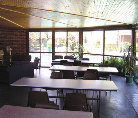 Albury-Wodonga YHA - Hotel Accommodation 4