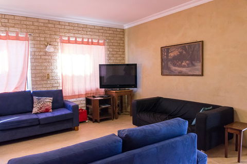 Augusta - Cape Leeuwin YHA - Hotel Accommodation 6