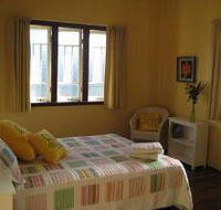 Eco Queenslander Holiday Home and BB - Hotel Accommodation