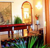 Classique Bed and Breakfast - Hotel Accommodation