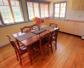 Apple Blossom Cottage - Hotel Accommodation 1