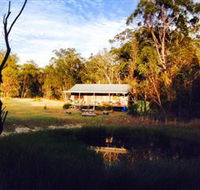 Possum's Hollow and Hooter's Hut - Hotel Accommodation