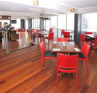Metro Hotel and Apartments Gladstone - Hotel Accommodation