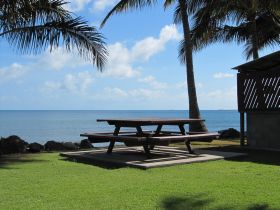 Tropical Beach Caravan Park - Hotel Accommodation 1