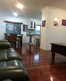 Mackay Holiday Home - Hotel Accommodation 0
