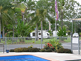 Riverside Tourist Park - Hotel Accommodation