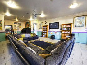 Aquarius Backpackers Gold Coast - Hotel Accommodation 3