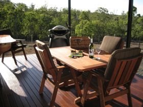 Barking Owl Retreat - Hotel Accommodation 1