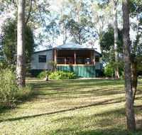 Bushland Cottages and Lodge Yungaburra - Hotel Accommodation