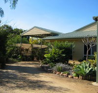 Olas Holiday House - Hotel Accommodation