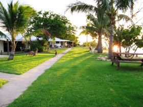 Montes Reef Resort - Hotel Accommodation 0