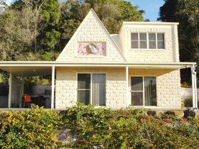 Cooroy Country Cottages - Hotel Accommodation 3