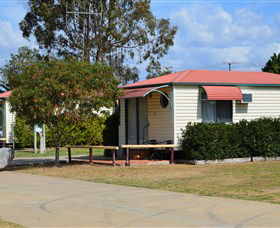 Mundubbera Three Rivers Tourist Park - Hotel Accommodation 1