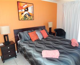 Golden Cane Bed And Breakfast - Hotel Accommodation 0