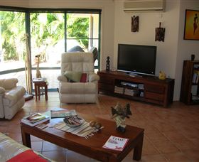Golden Cane Bed And Breakfast - Hotel Accommodation 2